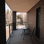 Hotel Merepargi & Cafe