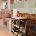 Merepargi & Cafe Hotel 4*