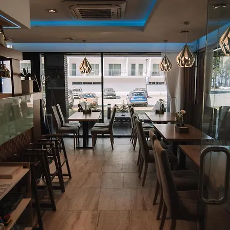 Merepargi & Cafe Отель 4*