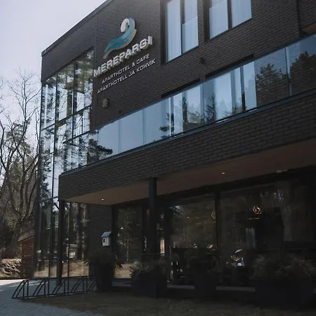 Merepargi & Cafe Отель Нарва-Йыэсуу