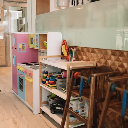 Merepargi & Cafe Отель 4*