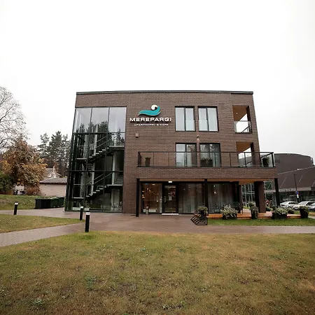 Merepargi & Cafe Отель