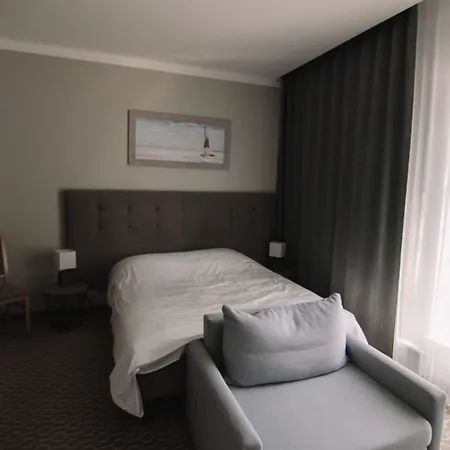 Merepargi & Cafe Отель