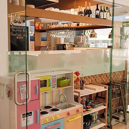 Merepargi & Cafe