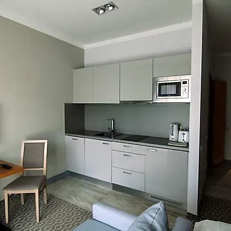 Merepargi & Cafe Hotel