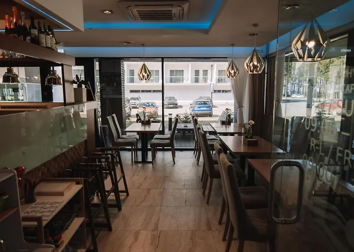 Merepargi & Cafe Hotell 4*