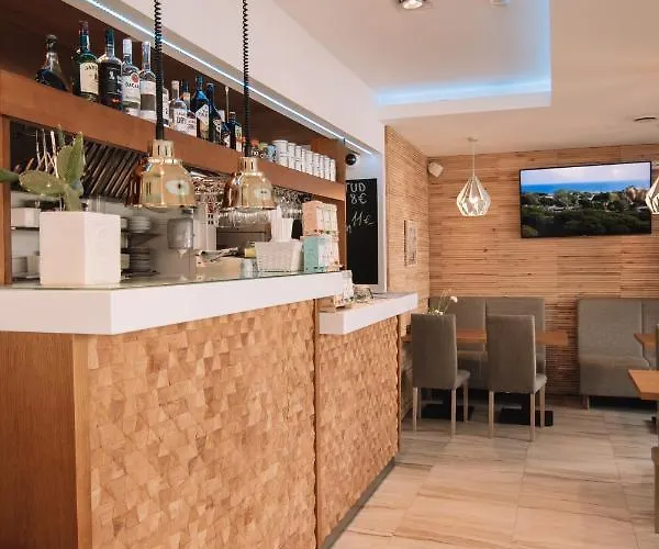 Hotell Merepargi & Cafe