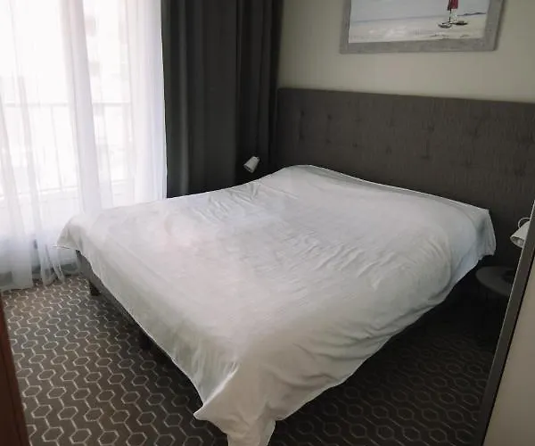 Hotell Merepargi & Cafe