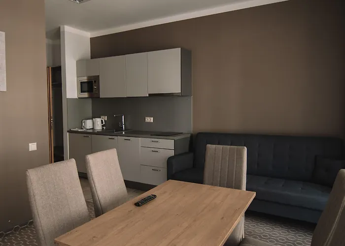 Merepargi & Cafe Отель 4*