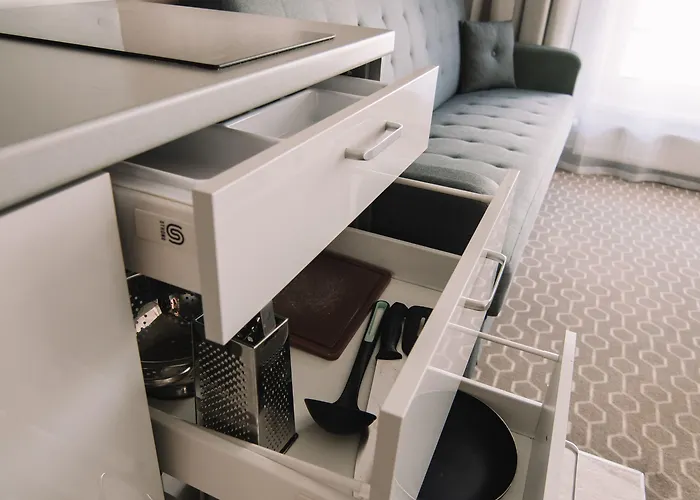 Merepargi & Cafe Hotell 4*